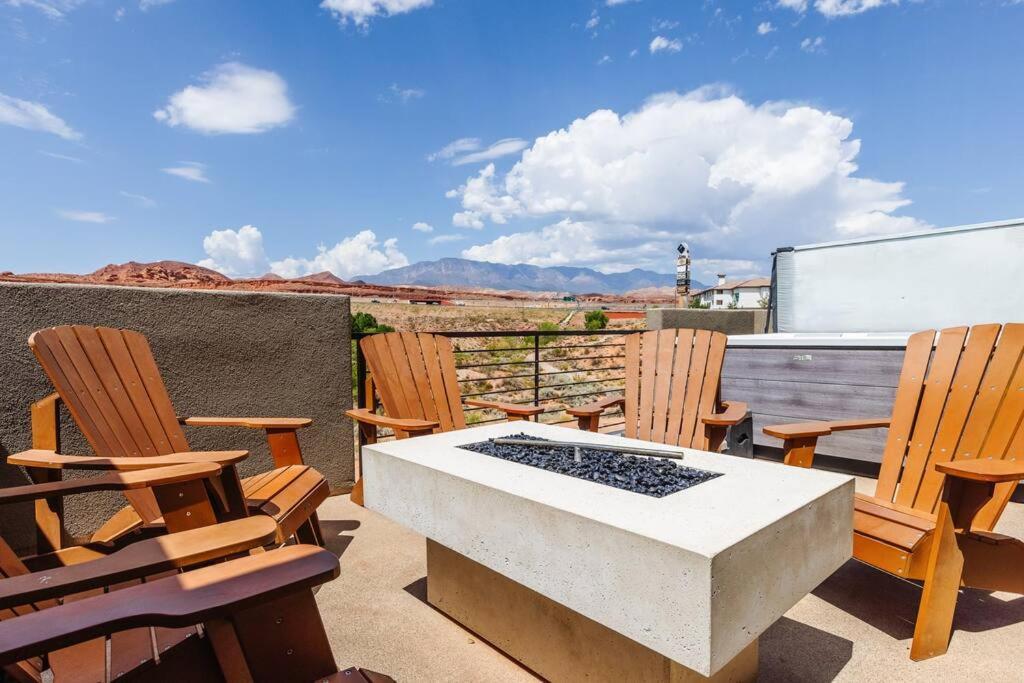 Coral Canyon Pool Private Hot Tub Fire Pit Washington Eksteriør billede